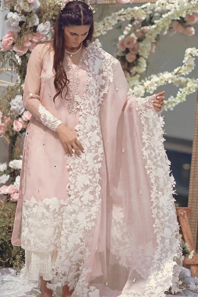 Zaha 3PC LAWN EMBROIDERED A522