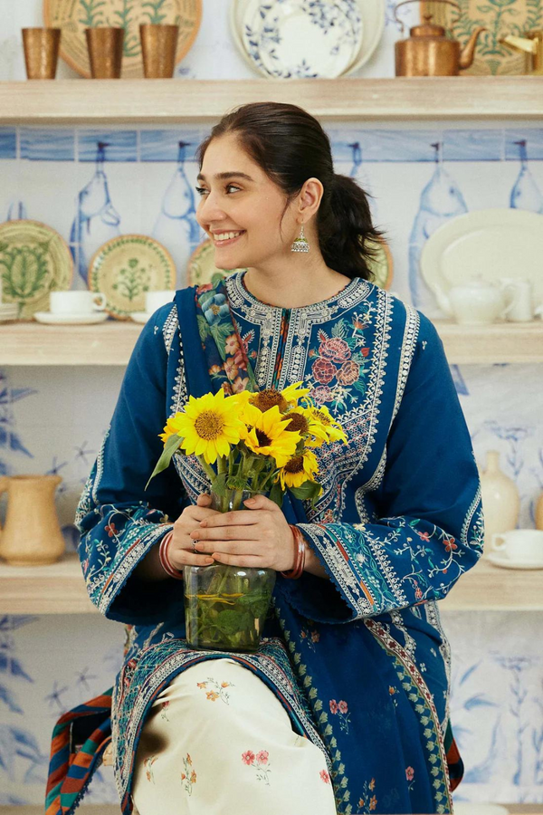 Zara ShahJahan Dhanak 3PC Embroidered A0414