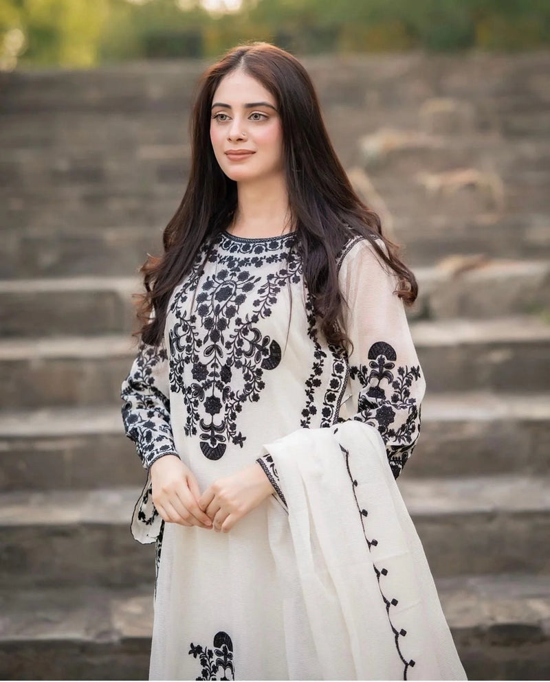 Agha Noor 3Pcs Lawn Embroidered A938