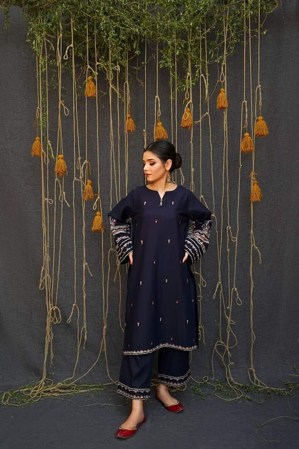 Urge 2Pcs Lawn Embroidered A933