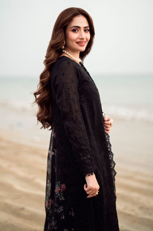 Dhanak-3PC Embroidered Shirt with Organza Digital Printed Dupatta- 3309