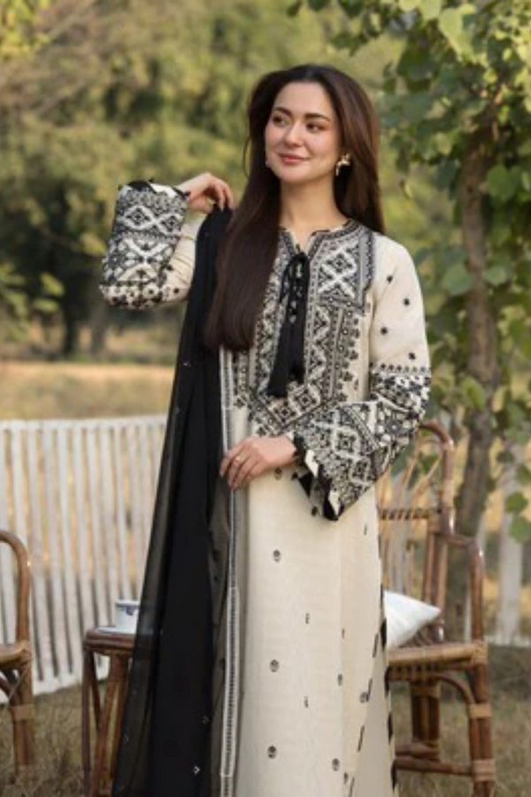 Agha Noor 3Pcs Lawn Embroidered A939