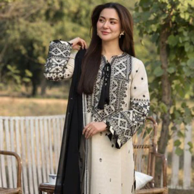 Agha Noor 3Pcs Lawn Embroidered A939