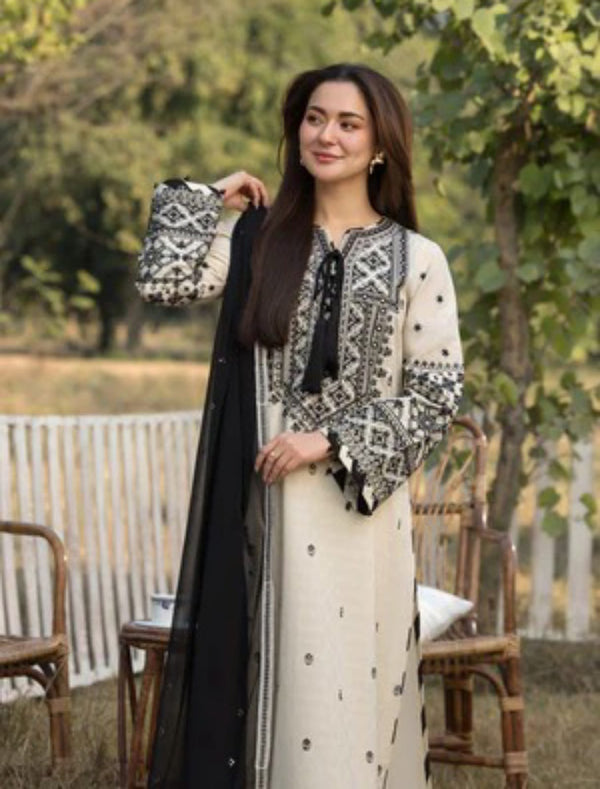 Agha Noor 3Pcs Lawn Embroidered A939